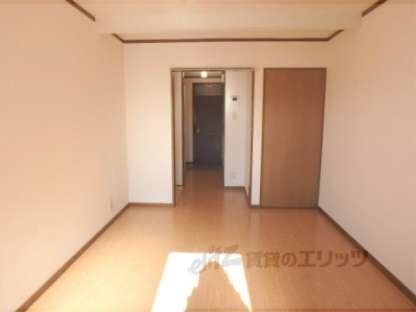 プチフルールの物件内観写真