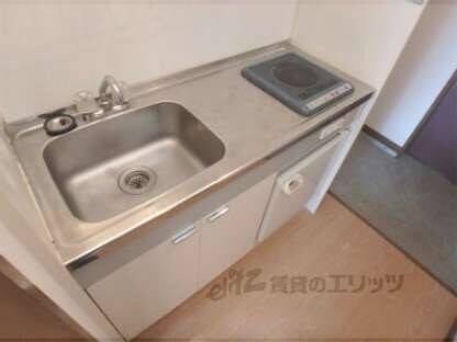 プチフルールの物件内観写真