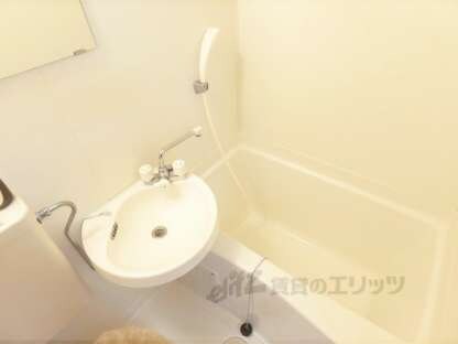 衣笠ホワイトハイムの物件内観写真