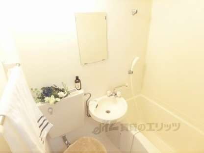 衣笠ホワイトハイムの物件内観写真