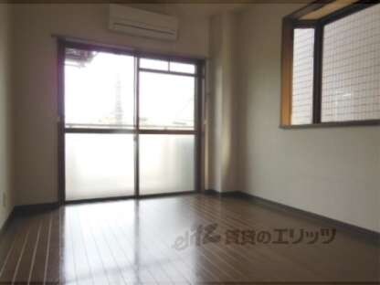 衣笠ホワイトハイムの物件内観写真