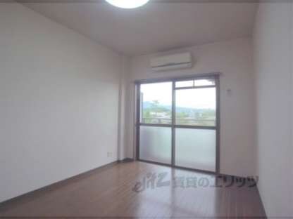 衣笠ホワイトハイムの物件内観写真