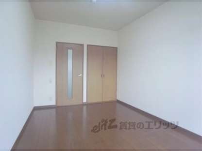 衣笠ホワイトハイムの物件内観写真