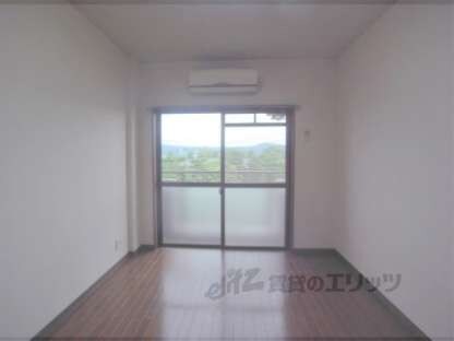 衣笠ホワイトハイムの物件内観写真