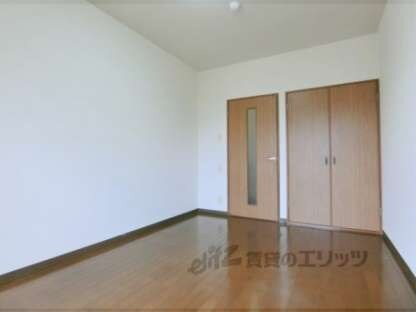 衣笠ホワイトハイムの物件内観写真