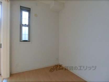 ルイ　エ　レイの物件内観写真