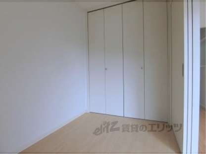 ルイ　エ　レイの物件内観写真