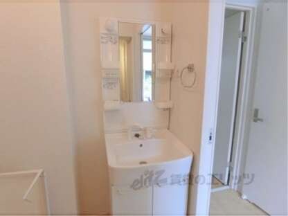 ルイ　エ　レイの物件内観写真