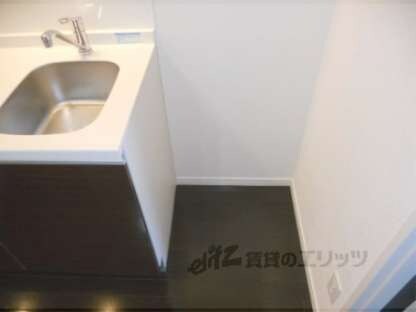 プレコート上鳥羽の物件内観写真