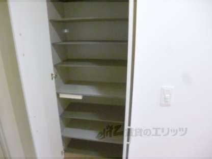 エバーグリーン御薗橋の物件内観写真