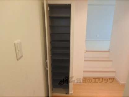 リーフコート桃山の物件内観写真