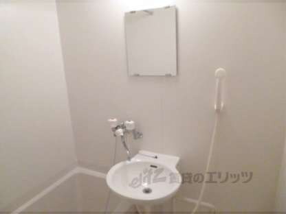 レオパレスアルモニ1番館の物件内観写真