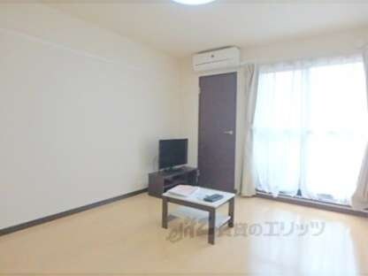 レオネクストコンフォール百々の物件内観写真