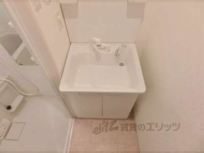 プラムズ天神の物件内観写真