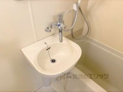 マイトレーヤ・ハイツの物件内観写真