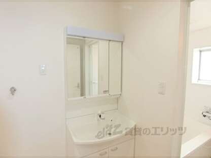 鴨戸ハイツの物件内観写真