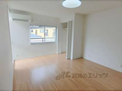 鴨戸ハイツの物件内観写真