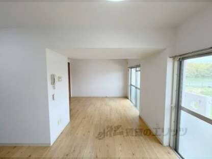 ブラッサム精華の物件内観写真