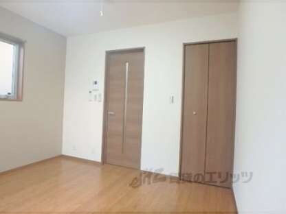 デュラカーサ・ルシア鳥羽街道の物件内観写真