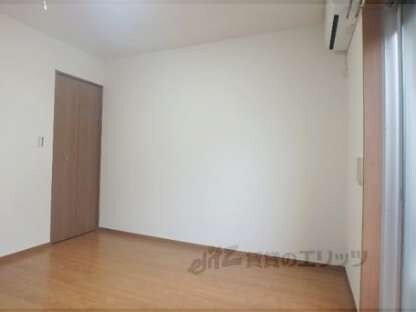 デュラカーサ・ルシア鳥羽街道の物件内観写真