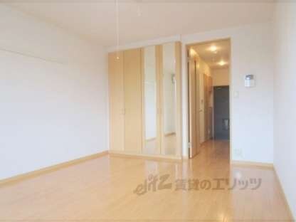 アーバンコーポラス土山の物件内観写真