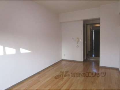 ネオパレス亀岡の物件内観写真