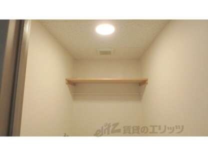 アイリスウエストの物件内観写真