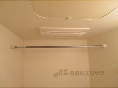 クィーンズコートの物件内観写真