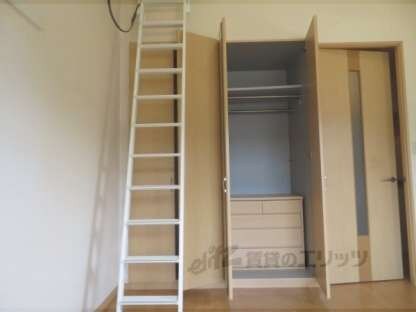 クィーンズコートの物件内観写真