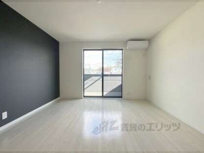 PORTOFINO久津川の物件内観写真