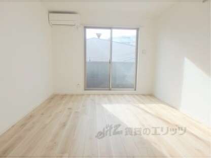 フラッティ天神川三条の物件内観写真