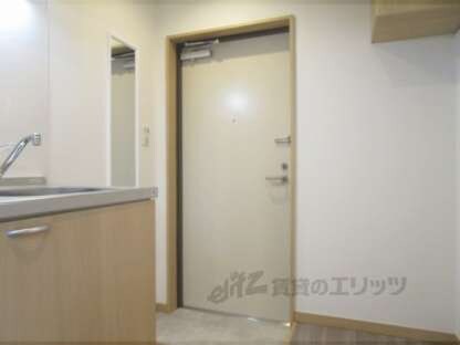 サントス墨染の物件内観写真