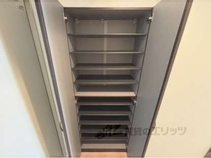 シェリロ香里園の物件内観写真