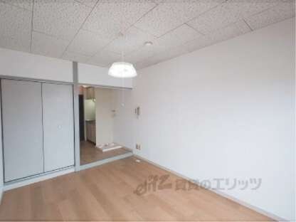 グロースコート香里園の物件内観写真