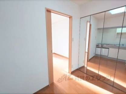 ミフネセントラルベア荒本の物件内観写真