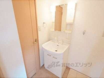 ミフネセントラルベア荒本の物件内観写真