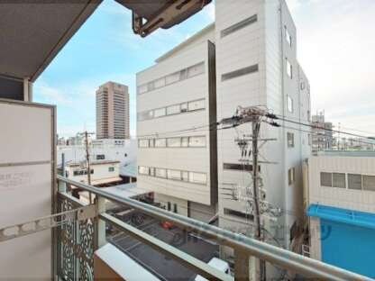 ミフネセントラルベア荒本の物件内観写真