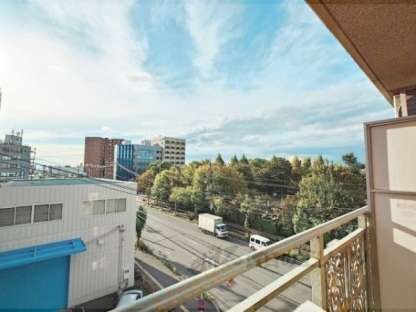 ミフネセントラルベア荒本の物件内観写真