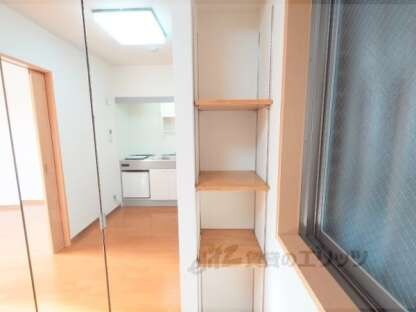 ミフネセントラルベア荒本の物件内観写真