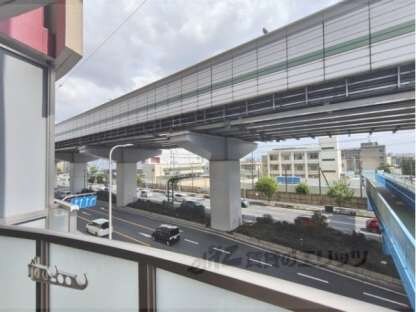 TLRレジデンス高井田の物件内観写真