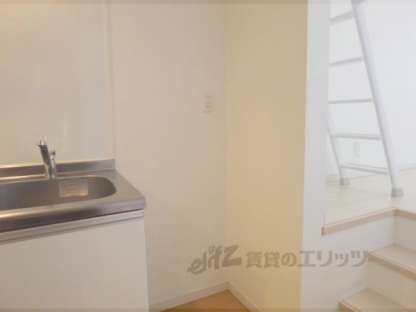 ｍａｃａｒｏｎ　ｍｏｕ　瓦宮の物件内観写真