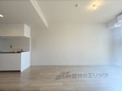 ヴェール尼崎城の物件内観写真