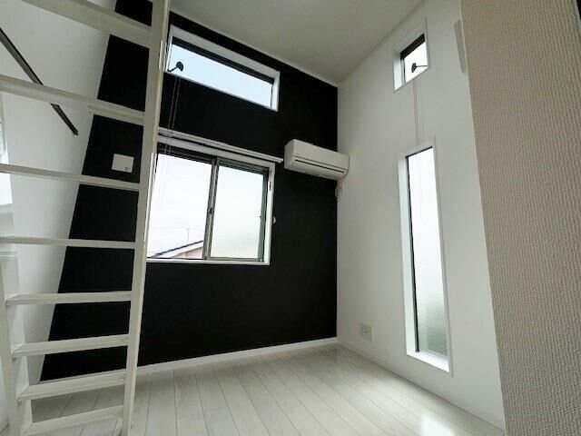 ヒルズ反町B棟の物件内観写真