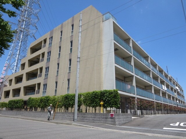 ピエス綱島の物件外観写真