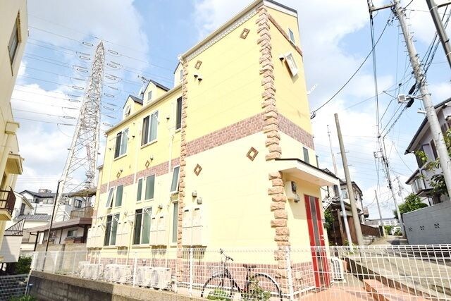 ユナイト片倉セントローレンスの物件外観写真