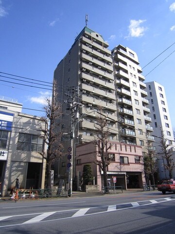 ロイヤルグリーン本郷の物件外観写真