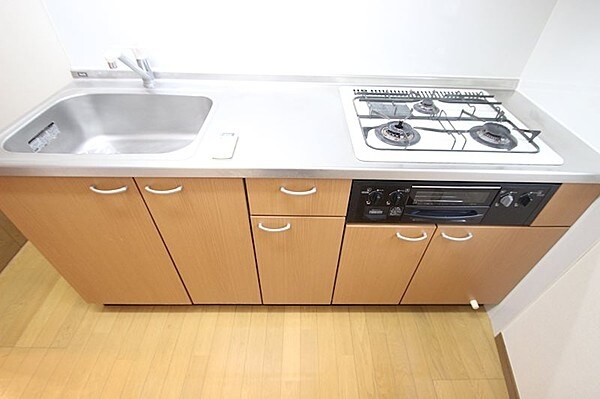 すずらんマンションの物件内観写真