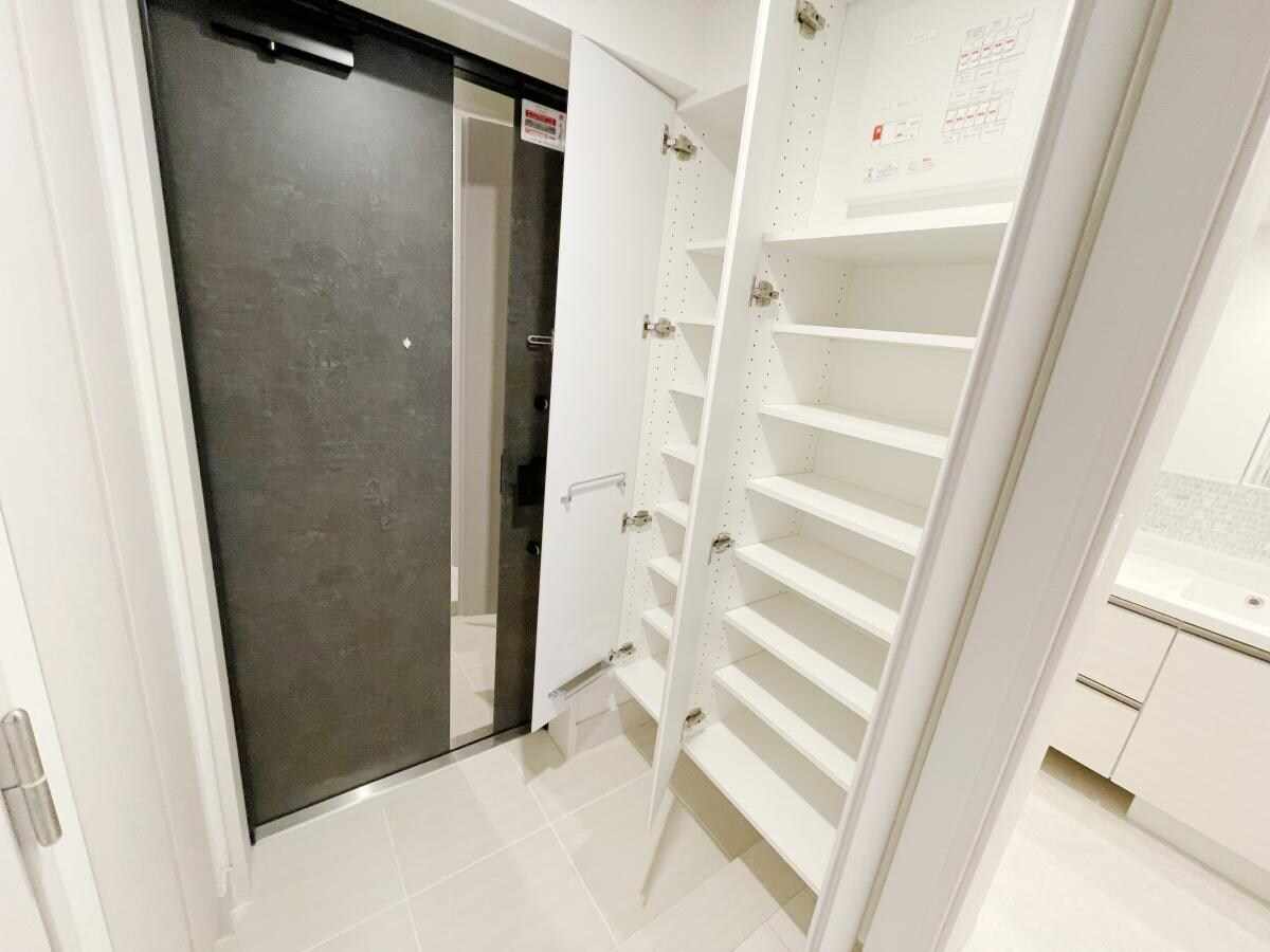 ラティエラ武蔵小杉の物件内観写真