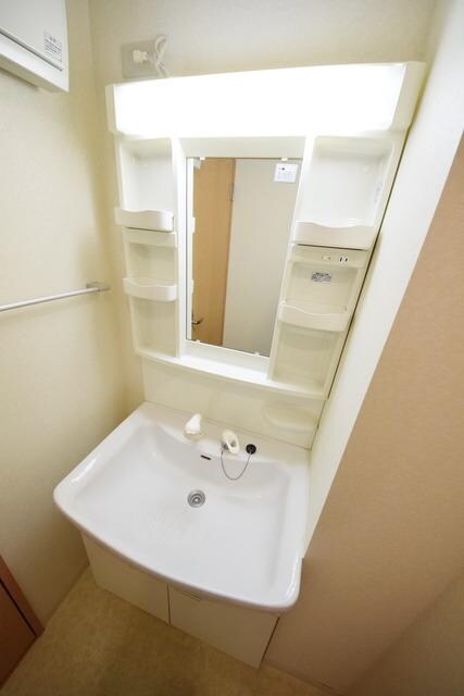 パシフィックモナークの物件内観写真