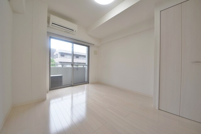 パロスコートの物件内観写真